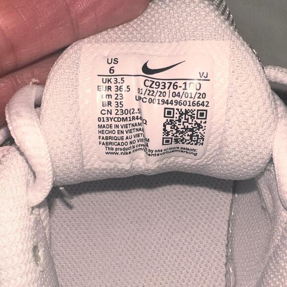 Women's Nike Air Max Torch 4 Running Shoe in Platinum Rose Gold  Size: 6 - Picture 5 of 5